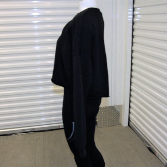 Bella Canvas Black Cropped Sweatshirt Size Large - Picture 7 of 9